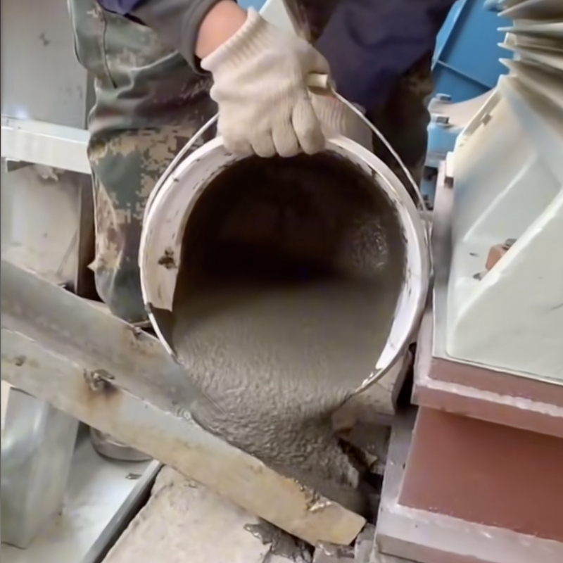 西岗旧混凝土基面需要怎么处理才能灌浆？